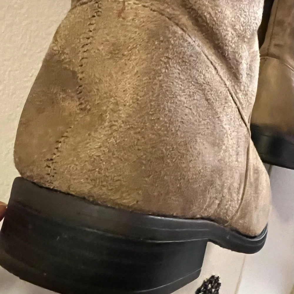 CHARLOTTE RUSSE over the knee boots - Picture 3 of 6